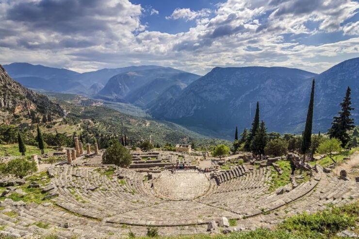 Delphi Guided Walking Tour and Admission Ticket - Experience Highlights