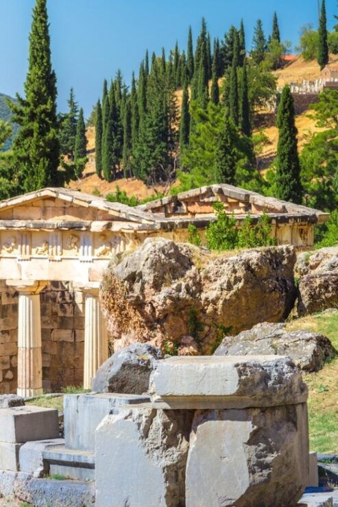 Delphi – Meteora - Tour Details