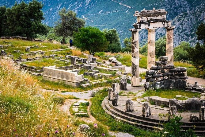 Delphi Private Day Tour From Athens - Lunch and Rest Stops