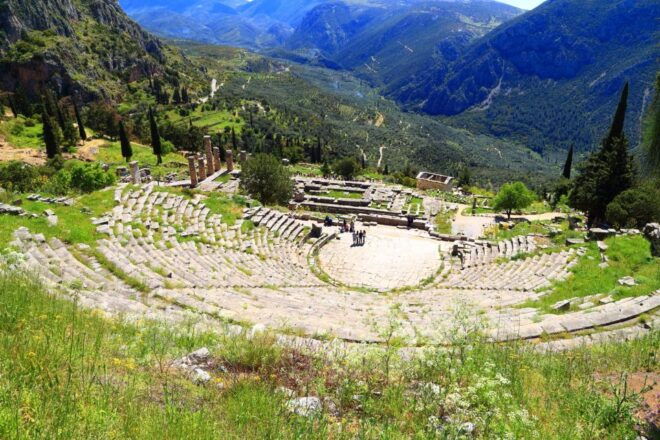 Delphi: Private Day Tour From Athens With Luxurious Vehicle - Full Description of the Trip