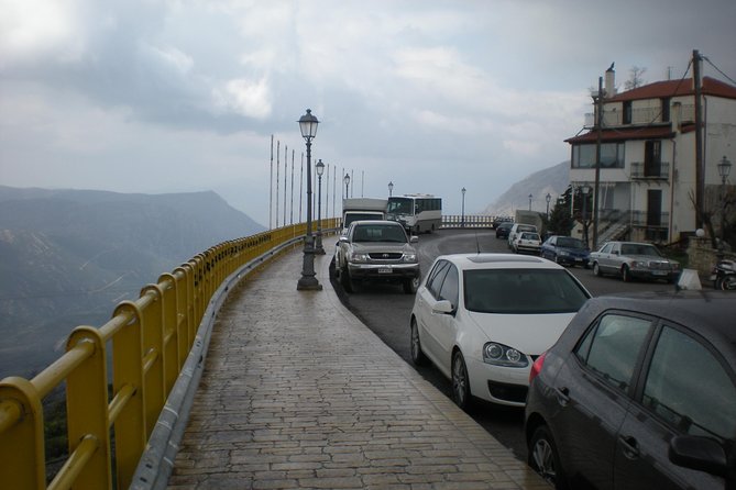 Delphi Private Day Trip "All Inclusive"Up to 15 in a Luxurious Mercedes Minibus - Expert Tour Guide