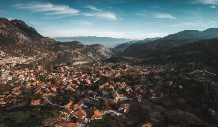 Delphi Private Full Day Tour With Mini Bus - Experience Highlights