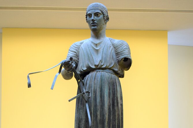 Delphi Relaxing and Historical Full Day Tour From Athens - Good To Know