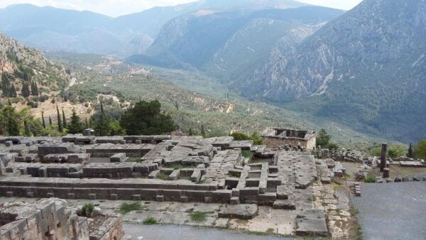 Delphi&Thermopylae Private Full Day Tour - Important Information
