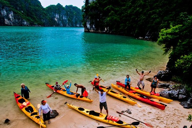 Deluxe 2 Days Cruise and Kayak Adventure in Halong Bay - Booking and Availability