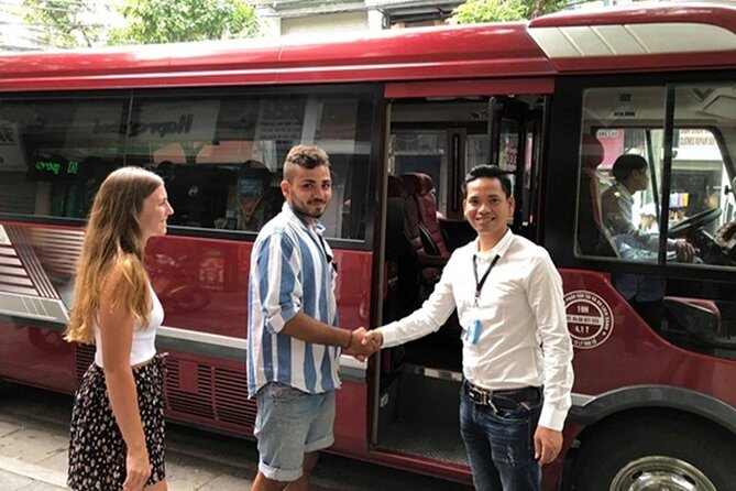 Deluxe and Small Group Tour in Hoa Lu Tam Coc Mua Cave With Limousine Transfer - Take a Sampan Ride