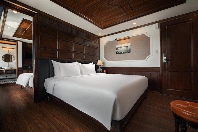 Deluxe Cabin on Doris Cruise 3 Days 2 Nights With Two Way Transfer - Pricing and Group Size Options