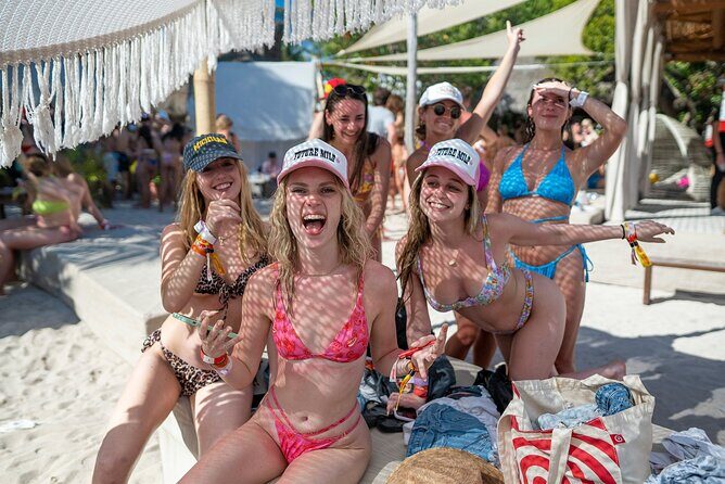 Deluxe Catamaran tour to Isla Mujeres with Open Bar and Lunch - Good To Know