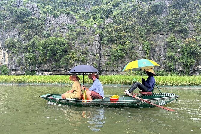 Deluxe Day Trip from Hanoi: Discover Hoa Lu, Tam Coc & Mua Caves - Climbing Mua Cave for Panoramic Views