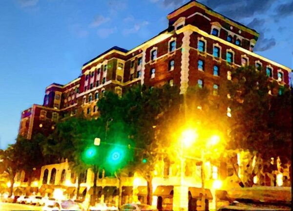 Deluxe Ghost Tour With Stop at Dragon Alt. Lounge! 21+ Only - Guest Suitability