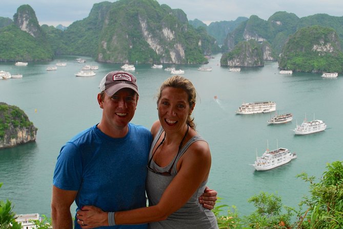 Deluxe Halong Bay Full Day Cruise Small Group,Kayaking,Hiking,Lunch, ALL INCLUDE - Positive Feedback and Recommendations