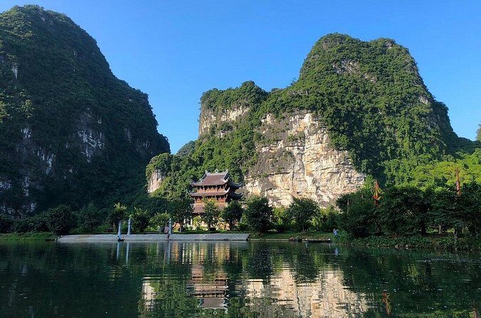 Deluxe Ninh Binh Day Trip: Bai Dinh Pagoda & Trang An from Hanoi - FAQ
