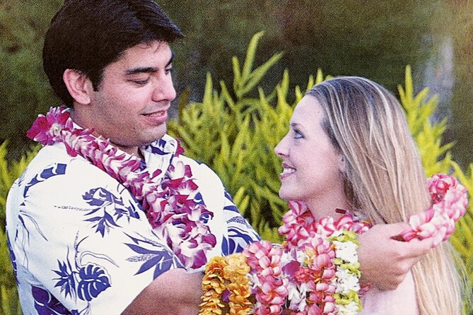 Deluxe Orchid Lei Greeting (Maui, Kahului Airport, OGG) - Schedule and Availability of the Deluxe Orchid Lei Greeting