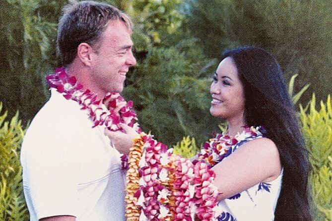 Deluxe Orchid Lei Greeting (Maui, Kahului Airport, OGG) - Directions to the Deluxe Orchid Lei Greeting Location