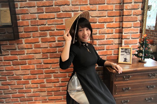 DELUXE PACK 1 : Ao Dai Rental-PACK Includes Makeup and Studio Photoshoot. - Overview of Deluxe Pack 1