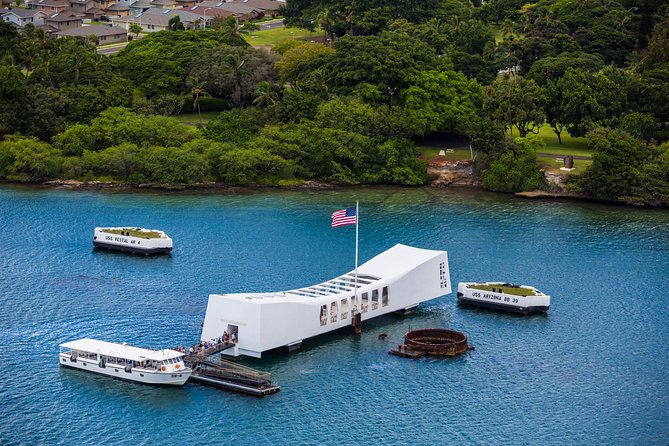 Deluxe Pearl Harbor, USS Arizona Memorial & Honolulu City Tour - Pearl Harbor