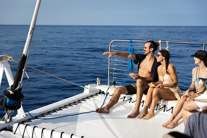 Deluxe Sail & Snorkel to the Captain Cook Monument - Tour Information