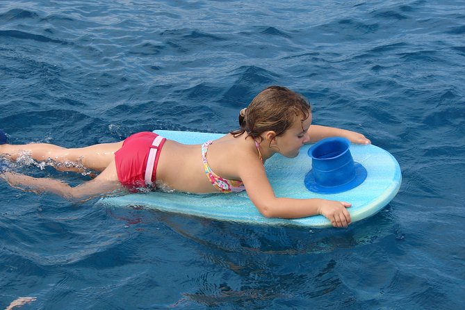 Deluxe Snorkel & Dolphin Watch Aboard a Luxury Catamaran From Kailua-Kona - Positive Reviews