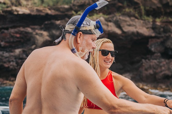 Deluxe Snorkel & Dolphin Watch Aboard a Luxury Catamaran From Kailua-Kona - Food and Drinks