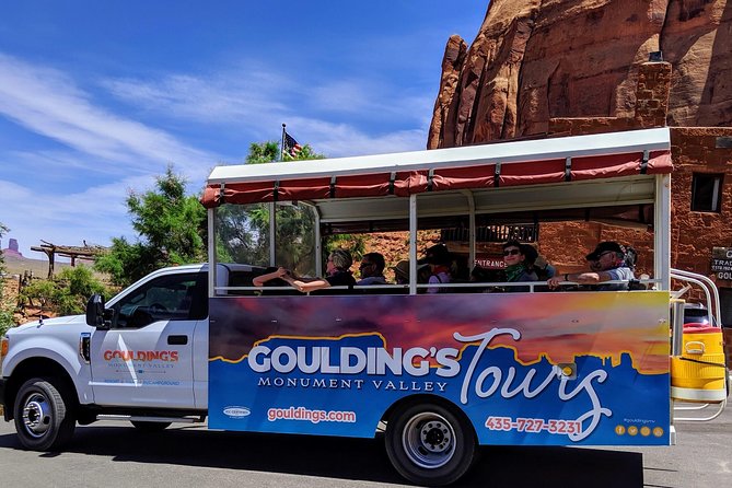 Deluxe Tour of Monument Valley 4:00pm - Tour Highlights