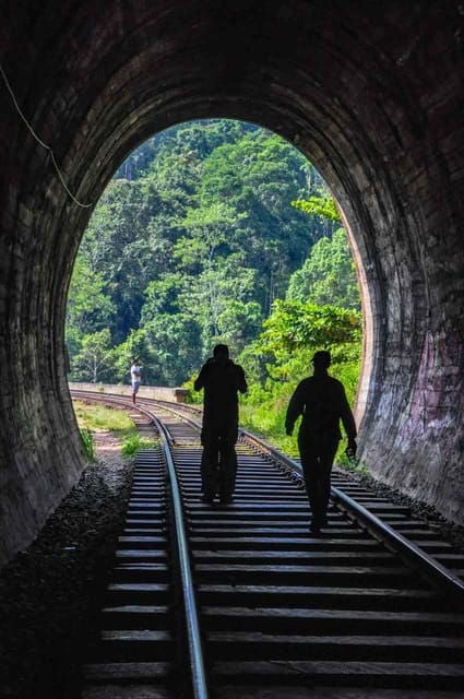Demodara Railway Station to Ella Hotel TukTuk Transfer - Booking Your Transfer