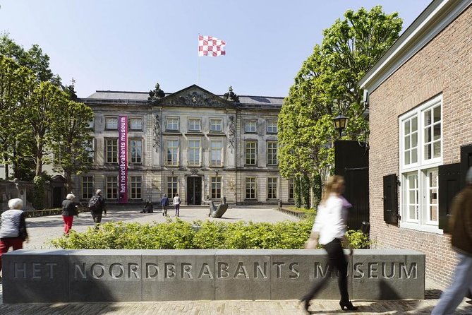 Den Bosch Interactive City Exploration Game (Self-Guided Tour)  - Eindhoven - Directions for the Den Bosch Interactive City Exploration Game