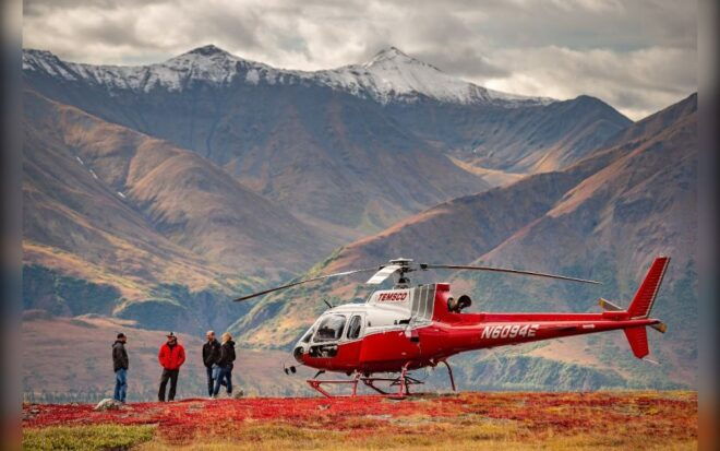 Denali National Park: Helicopter and Hike Adventure - Experience Duration and Language