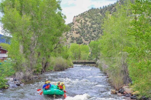 Denver Colorado: Close Family-Friendly Whitewater Rafting - Guide Expertise and Safety