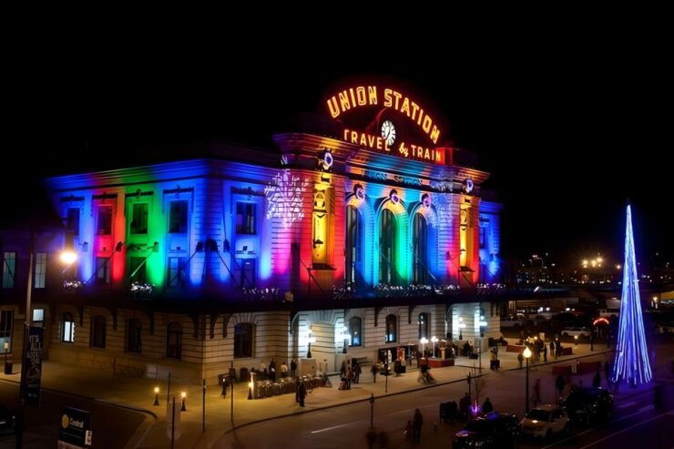Denver Holiday Lights & Sights Walking Tour - Activity Highlights