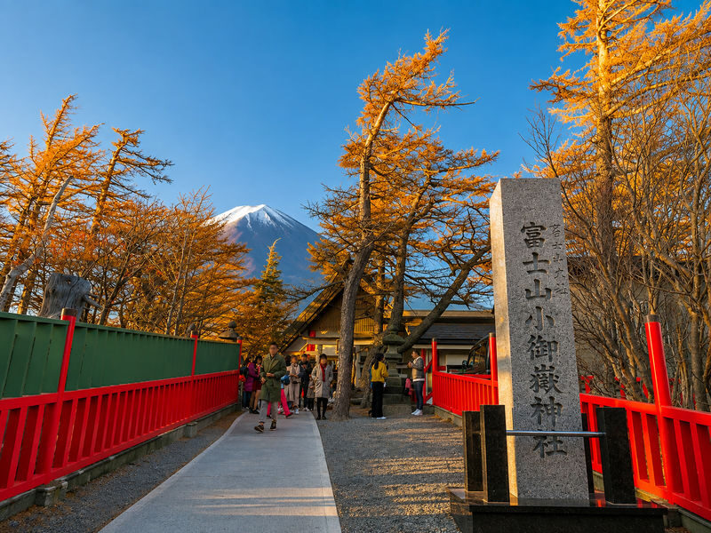 Departing Daily from Tokyo: Mount Fuji 5th Station, Lake Kawaguchi, Oshino Hakkai & Gotemba Premium Outlets 1-Day Tour (Optional Japanese Lunch) - Gotemba Premium Outlets: useful, but not a full shopping day