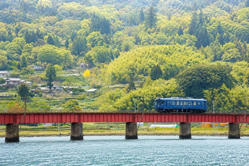 Departing from Kyoto: Sea of Kyoto x Japan Sea Scenic Views - Amanohashidate, Mikata Goko, Sea Sightseeing Train, and Seafood Market Day Tour - Should you book the Sea of Japan day tour?