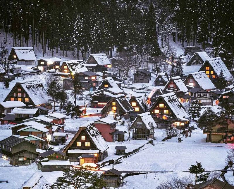 Departing from Nagoya-Takayama Old Town + Shirakawa-go Illumination (excluding observation deck) - Two historic stops, one very long winter day