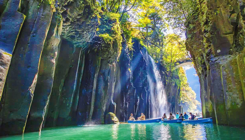 Departure from Kumamoto, Kyushu: Takachiho Gorge & Mount Aso Daikanbo & Kurokawa Onsen Day Tour - Transport, timing and small practical details