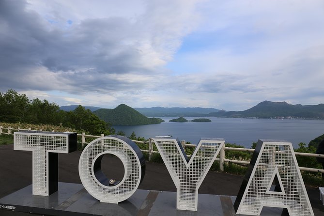 [Departure From Sapporo] Noboribetsu Jigokudani, Lake Toya, Cape Chikyu by Private Car - Private Car Option