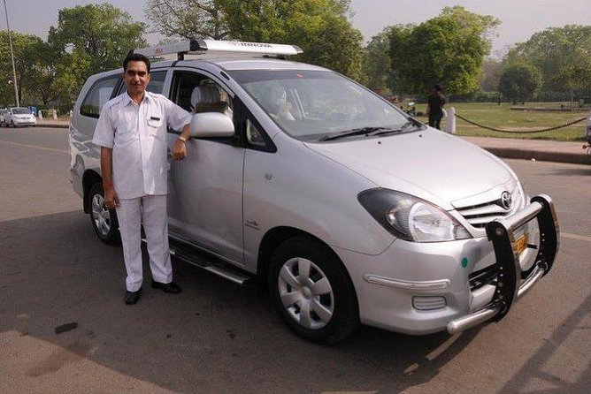 Departure Meet & Assist Service at Delhi Airport With Optional Private Transfer - Service Details