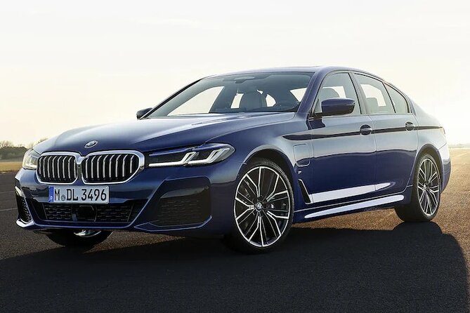 Departure Private Transfer Abu Dhabi to Abu Dhabi Airport AUH by Business Car - What to Expect During the Transfer