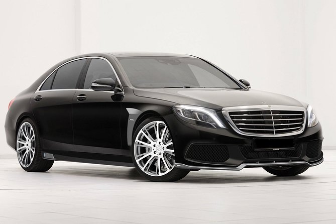 Departure Private Transfer Boston to Boston Airport BOS Business-Luxury Vehicle - Date and Travelers Information