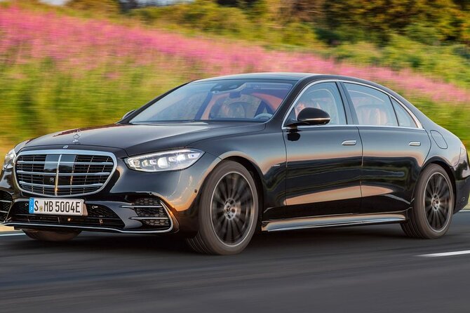 Departure Private Transfer Copenhagen to Copenhagen Airport CPH - Luxury Vehicle - Pickup and Drop-off Details