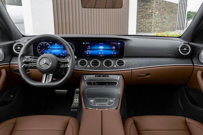 Departure Private Transfer From Cardiff to Cardiff CWL Airport by Business Car - Meet & Greet Service