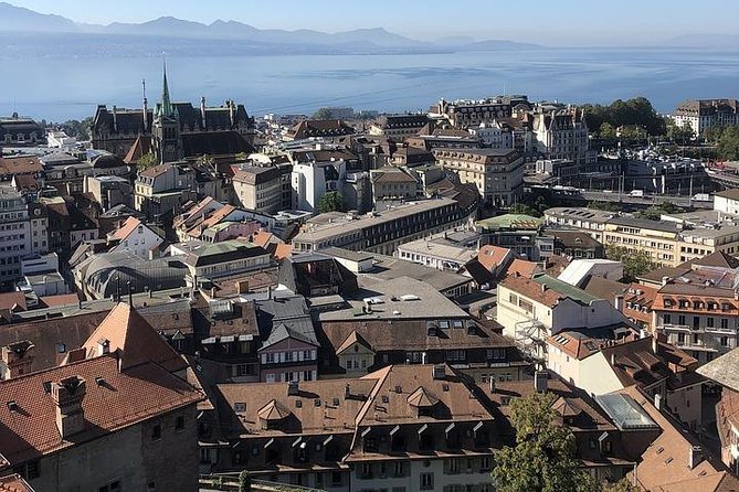 Departure Private Transfer From Geneva City to Geneva Airport GVA by Luxury Van - Booking Details
