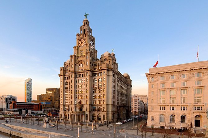 Departure Private Transfer: Liverpool to Liverpool Airport LPL in Luxury Van - Features of Liverpool to Liverpool Airport Route