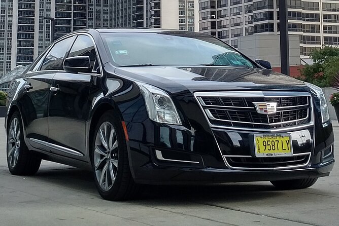 Departure Private Transfer Milwaukee to Milwaukee Airport MKE by Business Car - Additional Information