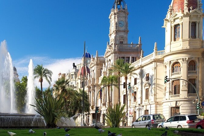 Departure Private Transfer: Valencia to Valencia Airport VLC in Luxury Van - Not Wheelchair Accessible