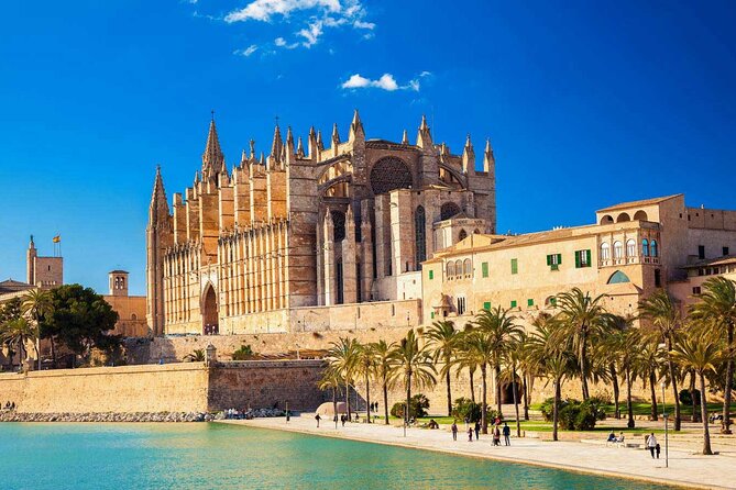 Departure Private Transfers : Palma to Mallorca Airport PMI in Luxury Car - Confirmation and Booking Details