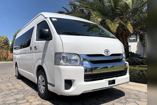 Departure Shuttle to Cabo Airport - Positive Feedback on Service and Communication