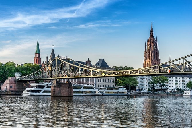 Departure Transfer: Frankfurt to Frankfurt Airport FRA in Van - Booking and Cancellation