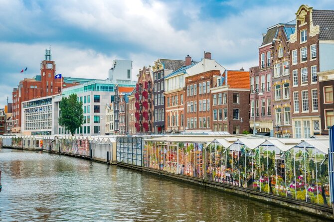Departure Transfer From AMSterdam to Schiphol Airport AMS in Private Car/Van - The Sum Up