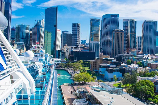 Departure Transfer: Sydney to Sydney Airport SYD in Luxury Van - Operator Information