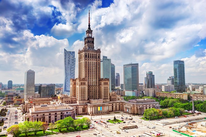Departure Transfer: Warsaw to Warsaw Airport WAW by Business Car - Pickup and Drop-off Details