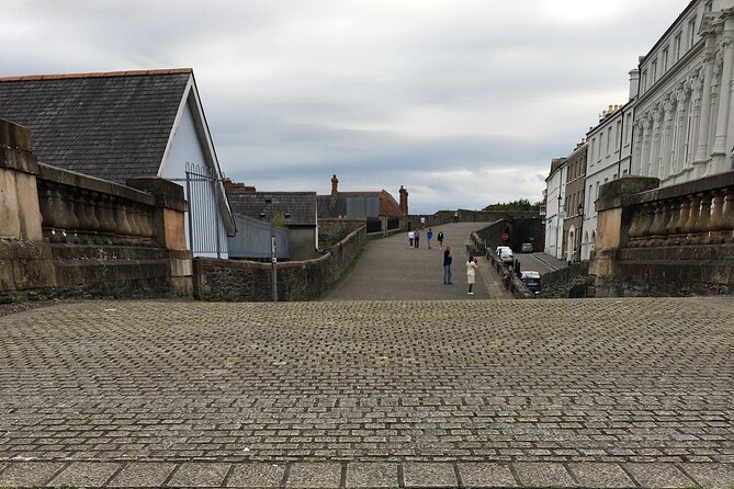 Derrie Danders: Highlights of the Walled City a Self-Guided Audio Tour - Highlights and Points of Interest